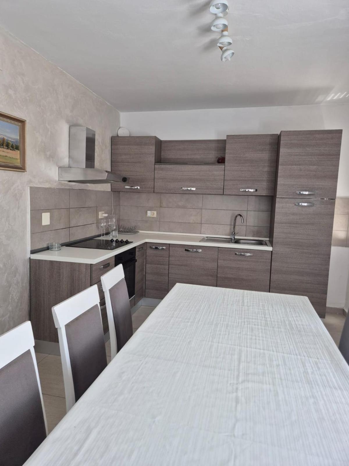 Apartments Tonci Tribalj 외부 사진
